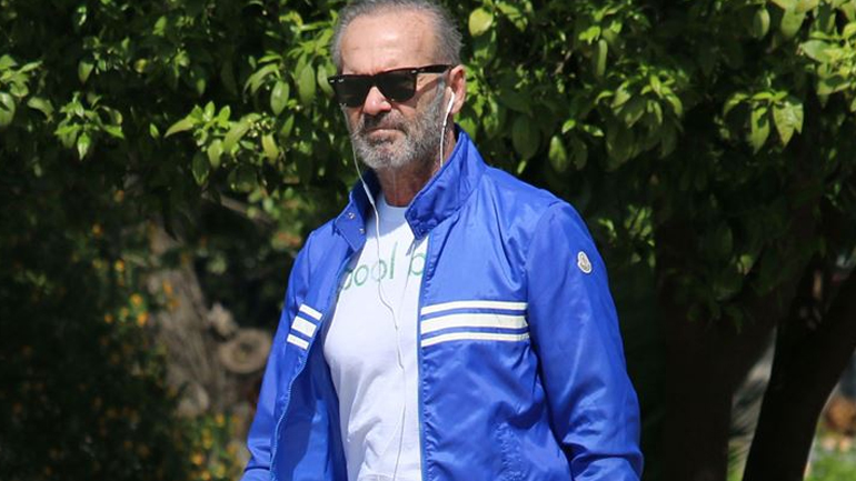 Πέτρος Κωστόπουλος: Με ποια γνωστή τραγουδίστρια είναι ζευγάρι;