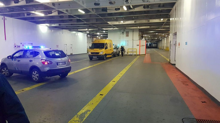 «Σχέδιο Ιπποκράτης»-Κρήτη: Αστυνομικοί και πυροσβέστες στη φύλαξη των εμβολίων