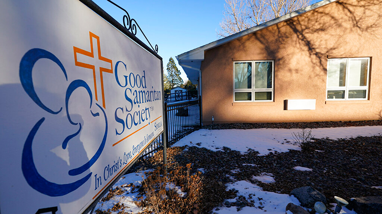 Θλιβερό «ρεκόρ» στις ΗΠΑ: Περισσότερα από 20 εκατομμύρια κρούσματα, πάνω από 346.400 οι νεκροί