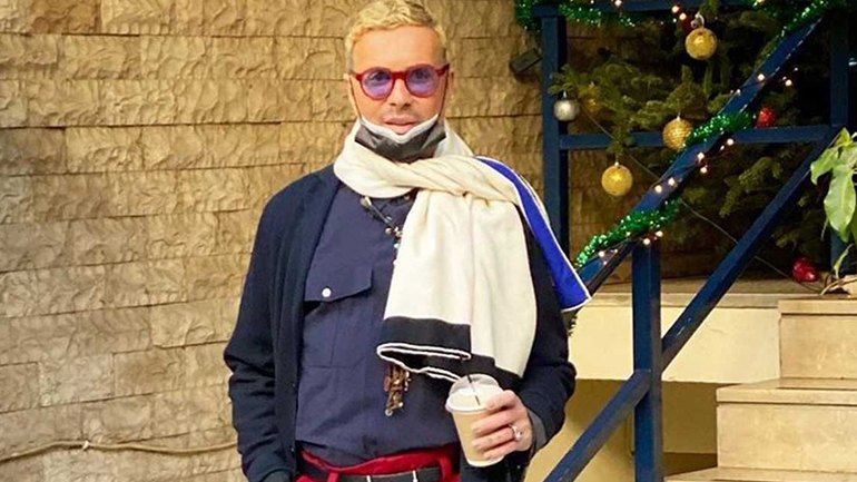 Η αιχμηρή ανάρτηση του Λάκη Γαβαλά: «Μήπως έπρεπε κι εγώ να είμαι Ντουμπάι;»