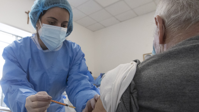 Ιταλία: Ανησυχία της κυβέρνησης για καθυστερήσεις στον εμβολιασμό