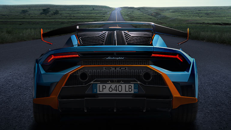 Η Lamborghini καλωσορίζει το 2021