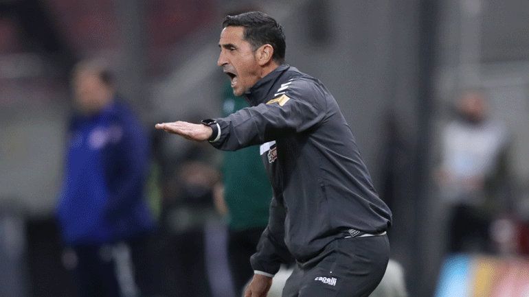 Χιμένεθ στους παίκτες της ΑΕΚ: «Ψηλά το κεφάλι»