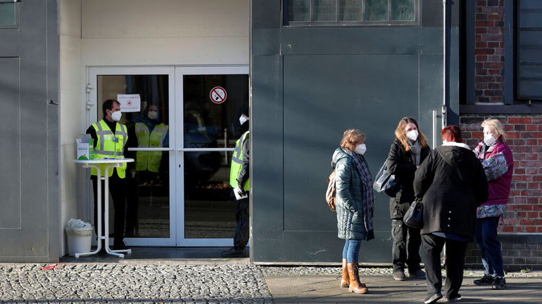 Γερμανία: Χιλιάδες κρούσματα σε ένα 24ωρο