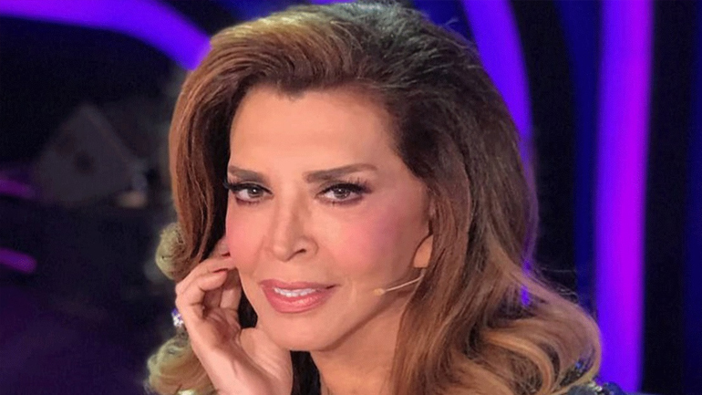 H «σπόντα» της Μιμής Ντενίση για τους Έλληνες που άλλαξαν χρόνο στο Ντουμπάι