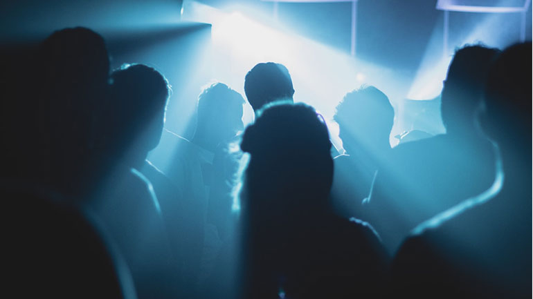 Καταδικάστηκε 19χρονος για κορωνοπάρτι στη Θεσσαλονίκη Καταδικάστηκε 19χρονος για κορωνοπάρτι στη Θεσσαλονίκη