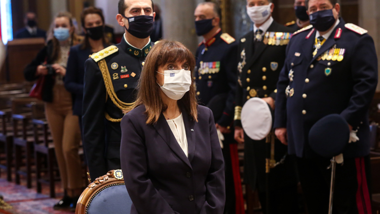 ΠτΔ: Γιατί δεν ακούστηκε ο εθνικός ύμνος την Πρωτοχρονιά στη Μητρόπολη