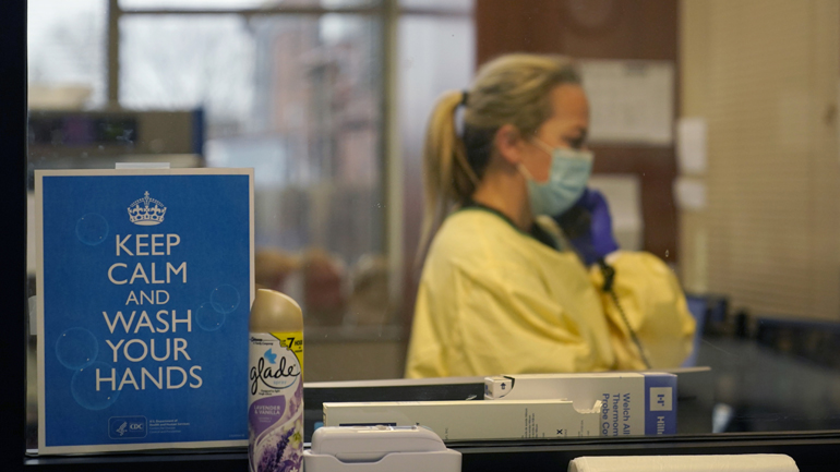 Νέο αυστηρότερο lockdown από τα μεσάνυχτα επιβάλλει η Σκωτία