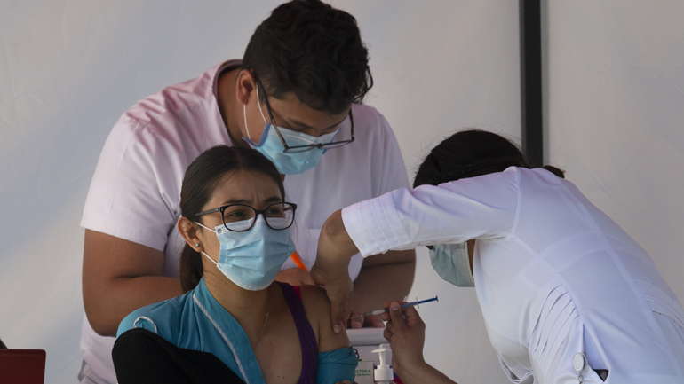 Μεξικό: Εγκρίθηκε το εμβόλιο της AstraZeneca