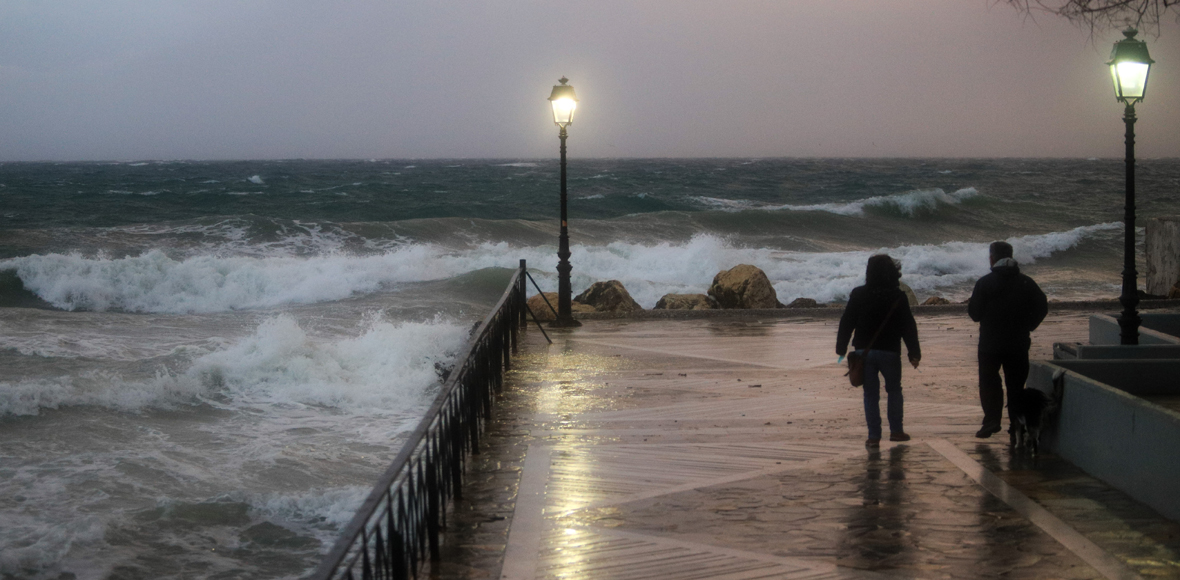 Θάλασσά μου σκοτεινή…