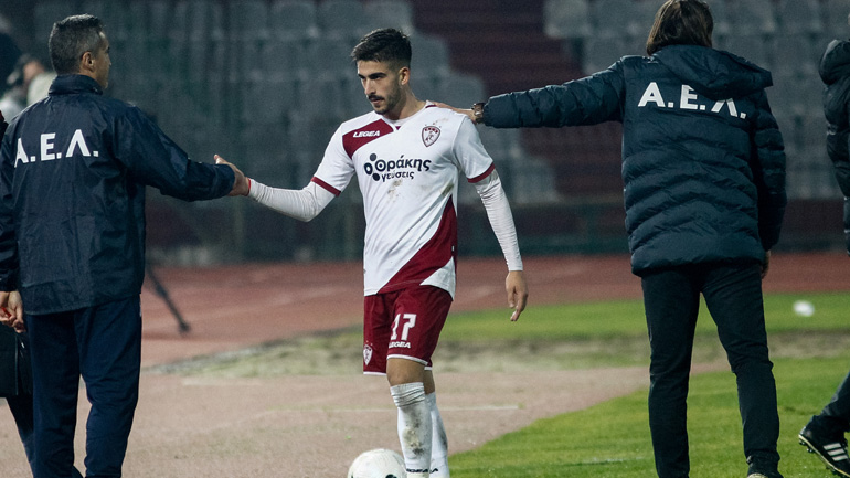 Τσεκάρει Πινακά και Ουές ο Ολυμπιακός