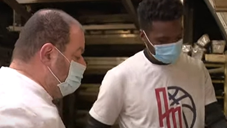 Απεργία πείνας ξεκίνησε ένας αρτοποιός στη Γαλλία κατά της απέλασης του μαθητευόμενού του από τη Γουινέα