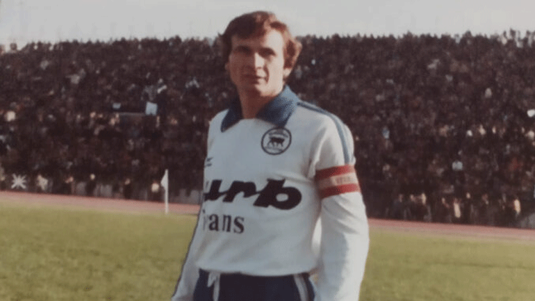 Άρης: Τα συλλυπητήρια της ΠΑΕ για τον θάνατο του Θανάση Παπάζογλου