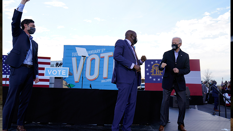 Όλα δείχνουν πλειοψηφία των Δημοκρατικών στη Γερουσία