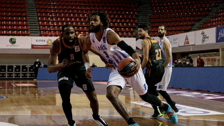 Μπάσκετ: Νίκη με μεγάλη ανατροπή για τη Λάρισα, 85-81 τον Προμηθέα