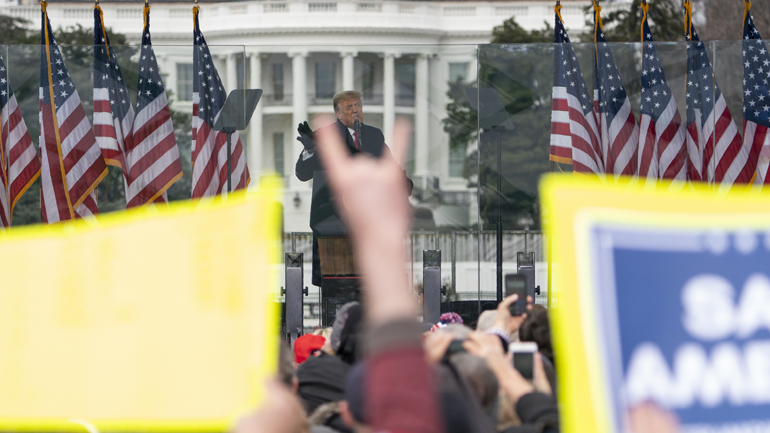 Το μήνυμα του Τραμπ μετά την εισβολή οπαδών του στο Καπιτώλιο
