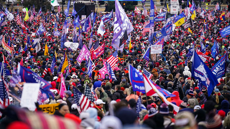Xιλιάδες υποστηρικτές του Ντόναλντ Τραμπ συρρέουν στην Ουάσινγκτον