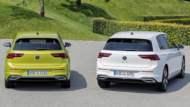 Καμία από τις δύο εκδόσεις δεν πληρώνει τέλη κυκλοφορίας