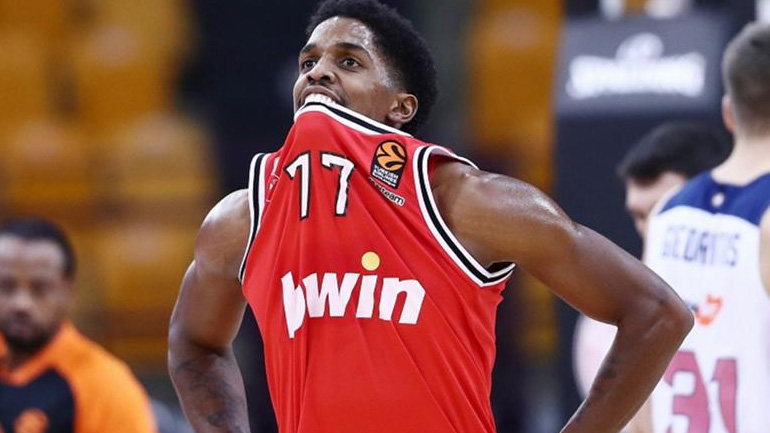 Ολυμπιακός: Κάκωση ο Σακίλ ΜακΚίσικ