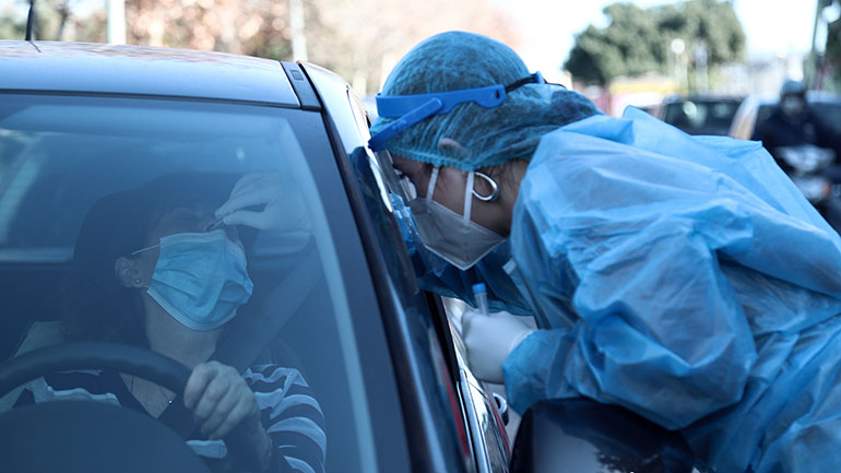 Θεσσαλονίκη: Rapid tests σε εκπαιδευτικούς πριν το άνοιγμα των σχολείων