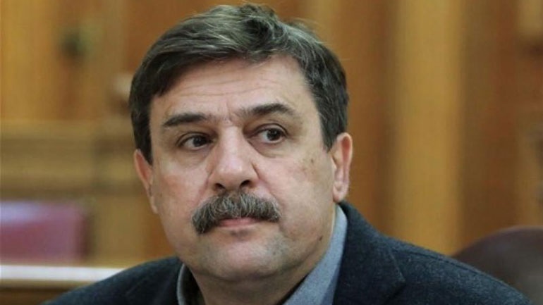 Ξανθός: «Από τις μεγαλοστομίες για 2 εκατ. εμβόλια το μήνα, μετά βίας στα 8.000 τη μέρα»