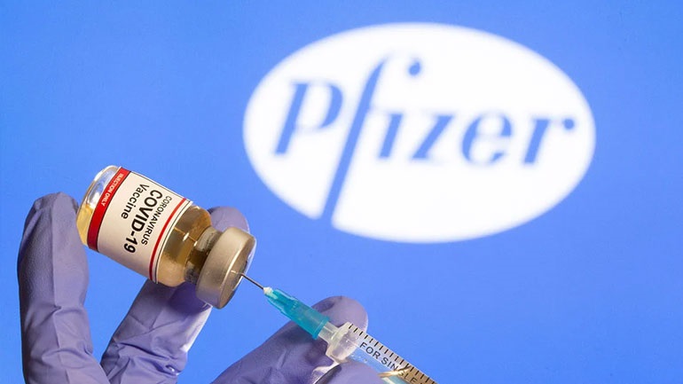 Eπιπλέον 300.000.000 δόσεις από την Pfizer/BioNTech εξασφάλισε η Κομισιόν