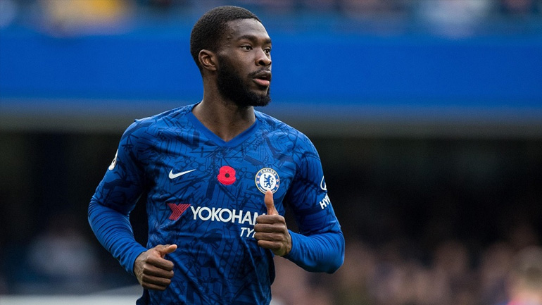 Έβερτον και Λιντς θέλουν δανεικό τον Τομόρι