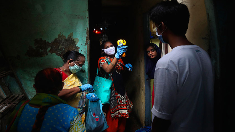 Ινδία: Πάνω από 18.000 κρούσματα του νέου κορωνοϊού