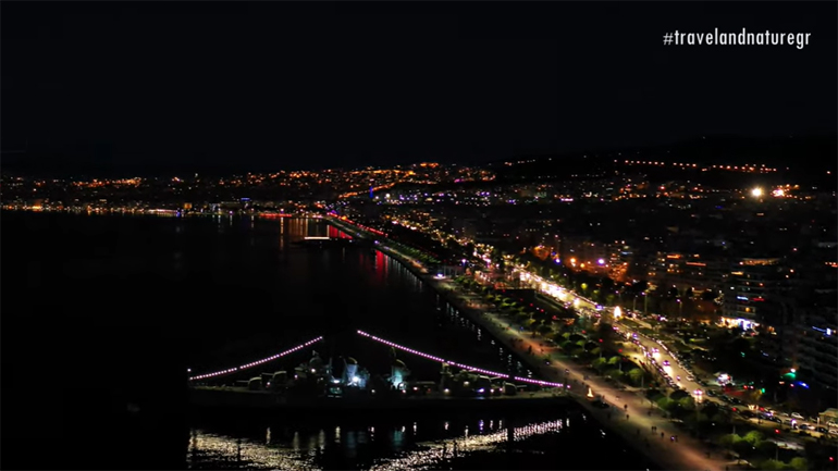 Η Νύμφη του Θερμαϊκού αποκαλύπτεται με τα νυχτικά της!