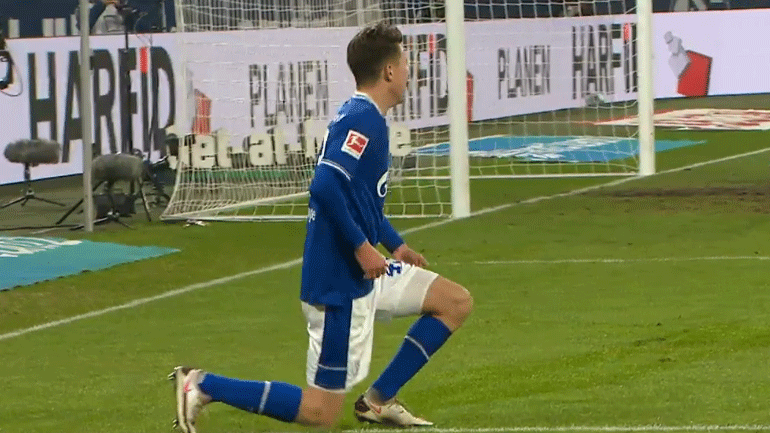 Γερμανία: Νίκη μετά από έναν χρόνο για τη Σάλκε, 4-0 τη Χοφενχάιμ με χατ-τρικ του νεαρού Μάθιου Χόουπ