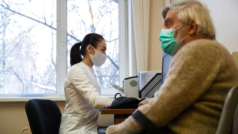 Ρωσία: Η χώρα ανακοίνωσε περισσότερα από 23.000 νέα κρούσματα