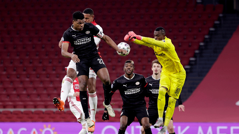 Ολλανδία: Ισόπαλο 2-2 το ντέρμπι ανάμεσα στον Άγιαξ και την Αϊντχόφεν