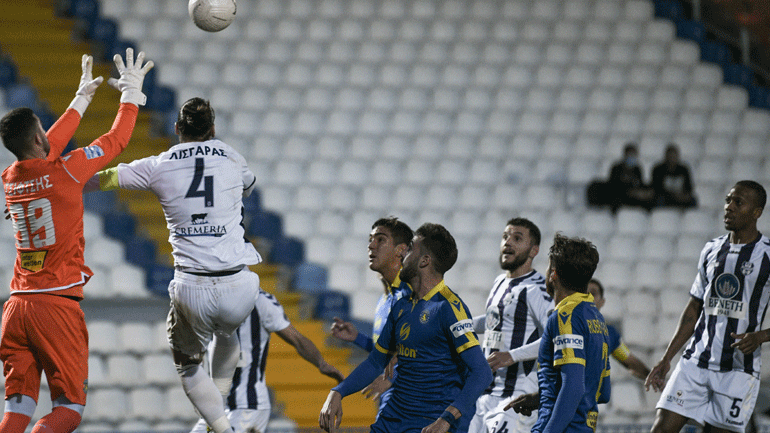 Νίκη με την υπογραφή Μπαράλες για τον Αστέρα, 1-0 τον Απόλλωνα στη Ριζούπολη