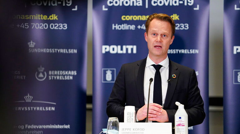 Δανία: Επεισοδιακές διαδηλώσεις κατά των περιοριστικών μέτρων για την πανδημία