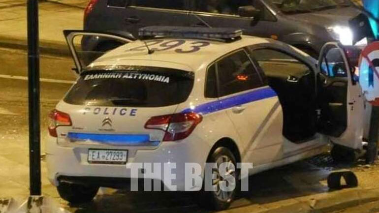 Πάτρα: Σε κλοπή πήγαινε το περιπολικό που «καρφώθηκε» σε φανάρι