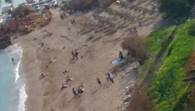 Στις παραλίες οι Ηρακλειώτες