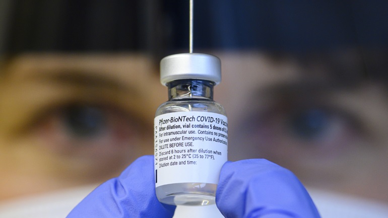 Γερμανία: «Εντός των επόμενων εβδομάδων ολοκληρώνεται ο εμβολιασμός των ευπαθών ομάδων»