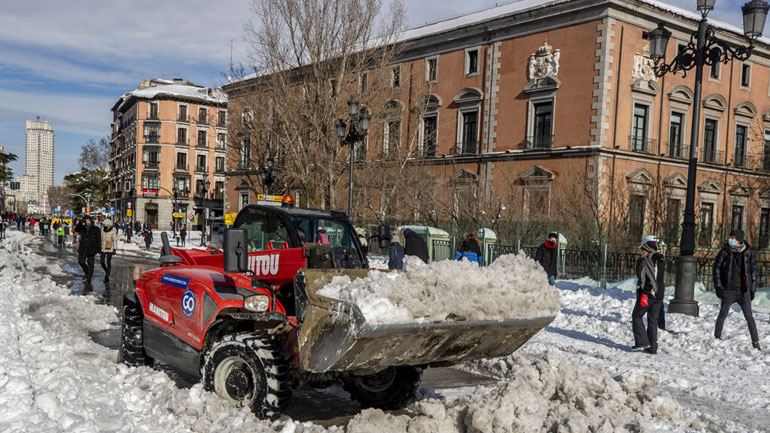 Ισπανία: Κλειστά τα σχολεία, τα δικαστήρια και τα μουσεία μετά τη σφοδρή χιονοθύελλα