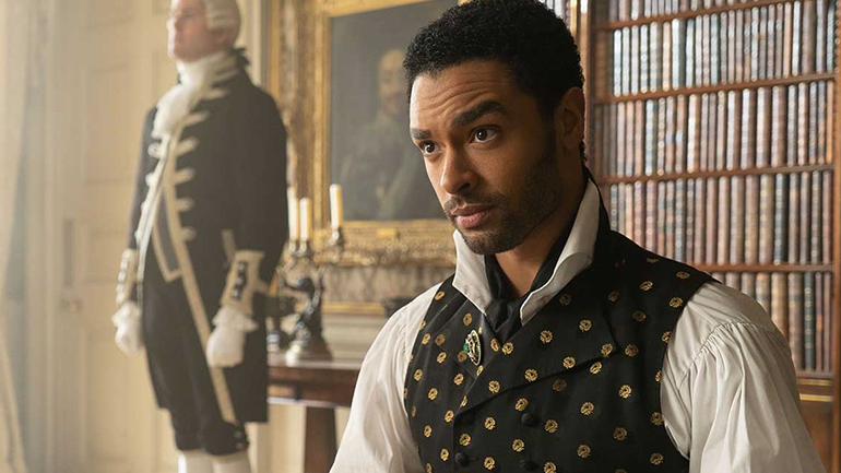 Regé-Jean Page: Δείτε τι απαντά στις φήμες που τον θέλουν τον νέο James Bond!