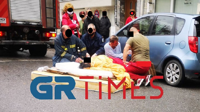 Θεσσαλονίκη: Διάσωση γυναίκας που κρεμόταν από μπαλκόνι