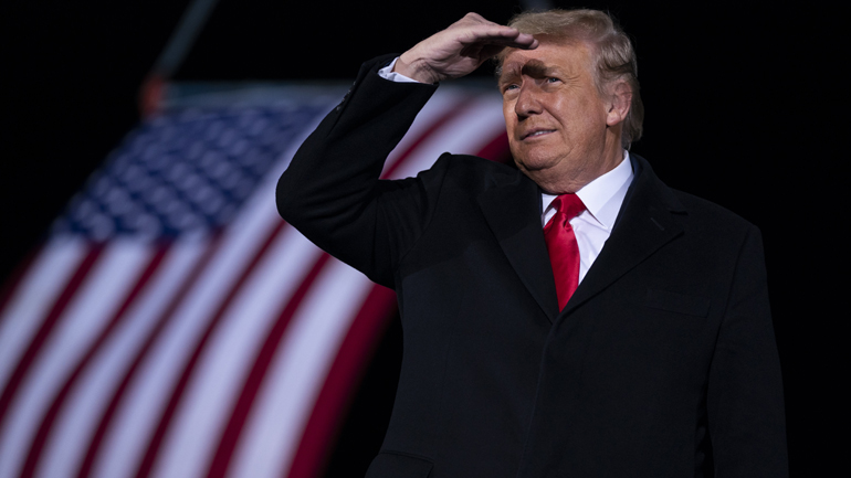 Γαλλία: Οι πολιτικοί καταδικάζουν τον αποκλεισμό του Τραμπ από τα social media