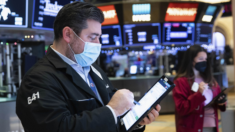 Κλείσιμο με πτώση στη Wall Street