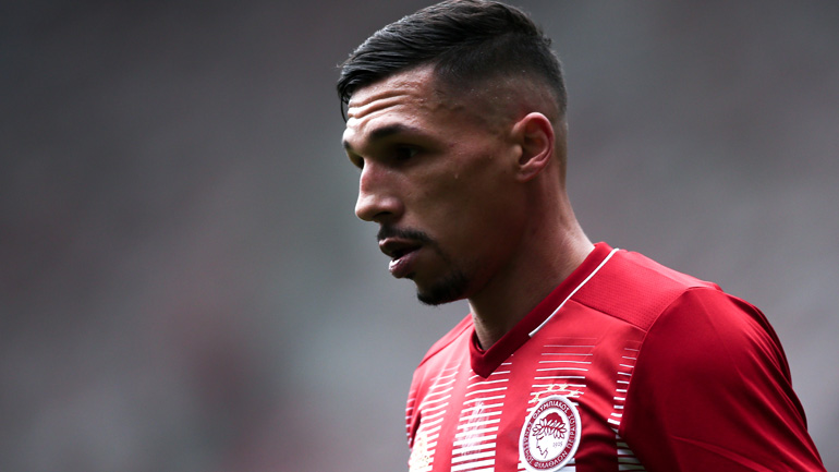 Ολυμπιακός: Χωρίς Χολέμπας και Μπρούμα στην Τούμπα