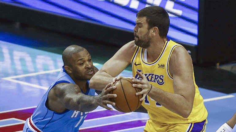 NBA: Άνετη νίκη για τους Λέικερς, 117-100 τους Ρόκετς