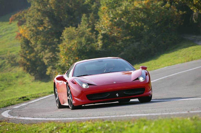 Καθαρόαιμο super car που δεν χρειάζεται σχόλια...