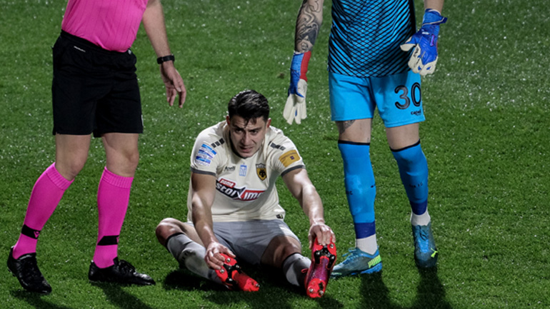 ΑΕΚ: Φόβοι για θλάση ο Νεντελτσεάρου