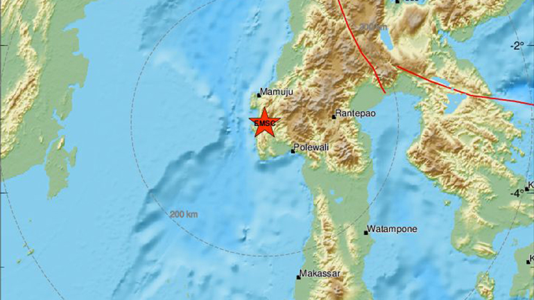 Σεισμός 6,2 Ρίχτερ στην Ινδονησία Σεισμός 6,2 Ρίχτερ στην Ινδονησία