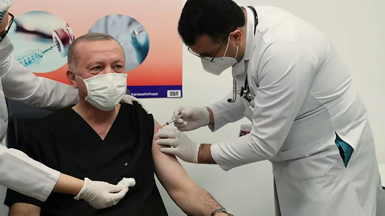 Ο Ερντογάν έκανε το εμβόλιο κατά του κορωνοϊού