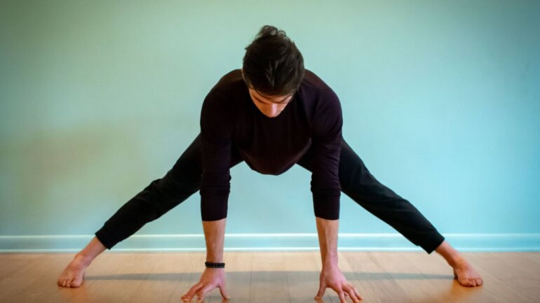 Οι διατάσεις είναι πιο αποτελεσματικές από το περπάτημα στη μείωση της αρτηριακής πίεσης