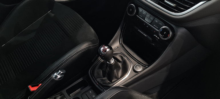 Το ST θα είναι διαθέσιμο με μηχανικό κιβώτιο 6 σχέσεων